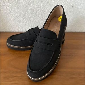 Rachel Zoe Loafer Size 9